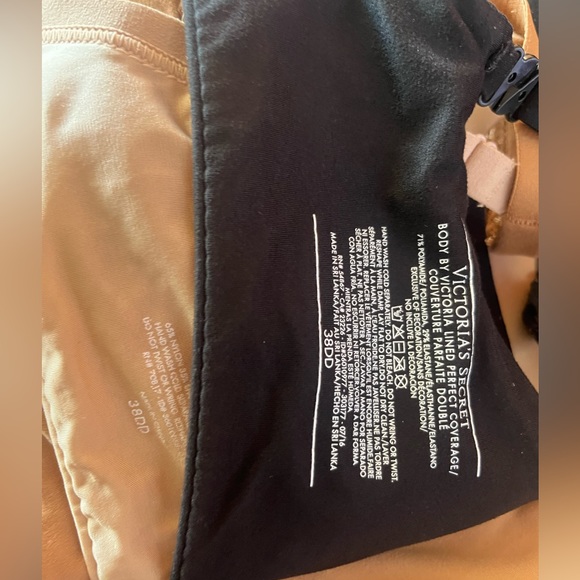 COPY - COPY - Victoria secret full coverage bra 38DD,40DD VS bra bundle/ separa… - Picture 6 of 7